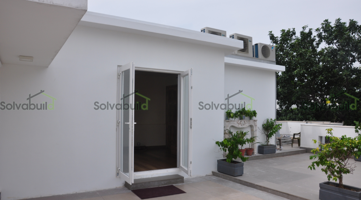 delhi-sunder-nagar-rooftop-room-4
